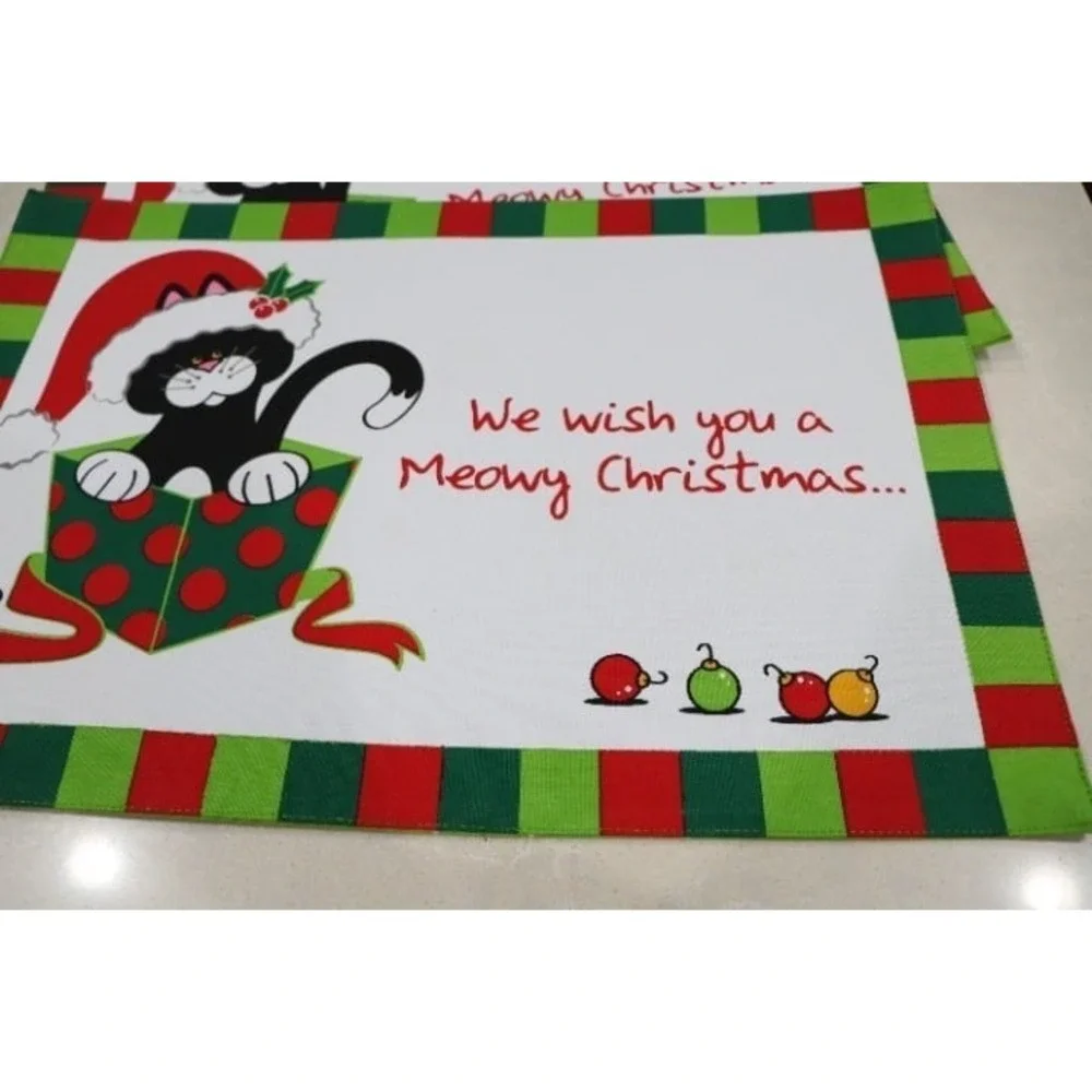 Christmas Cat Table and Kitchen Linens Ornaments 22 Pieces